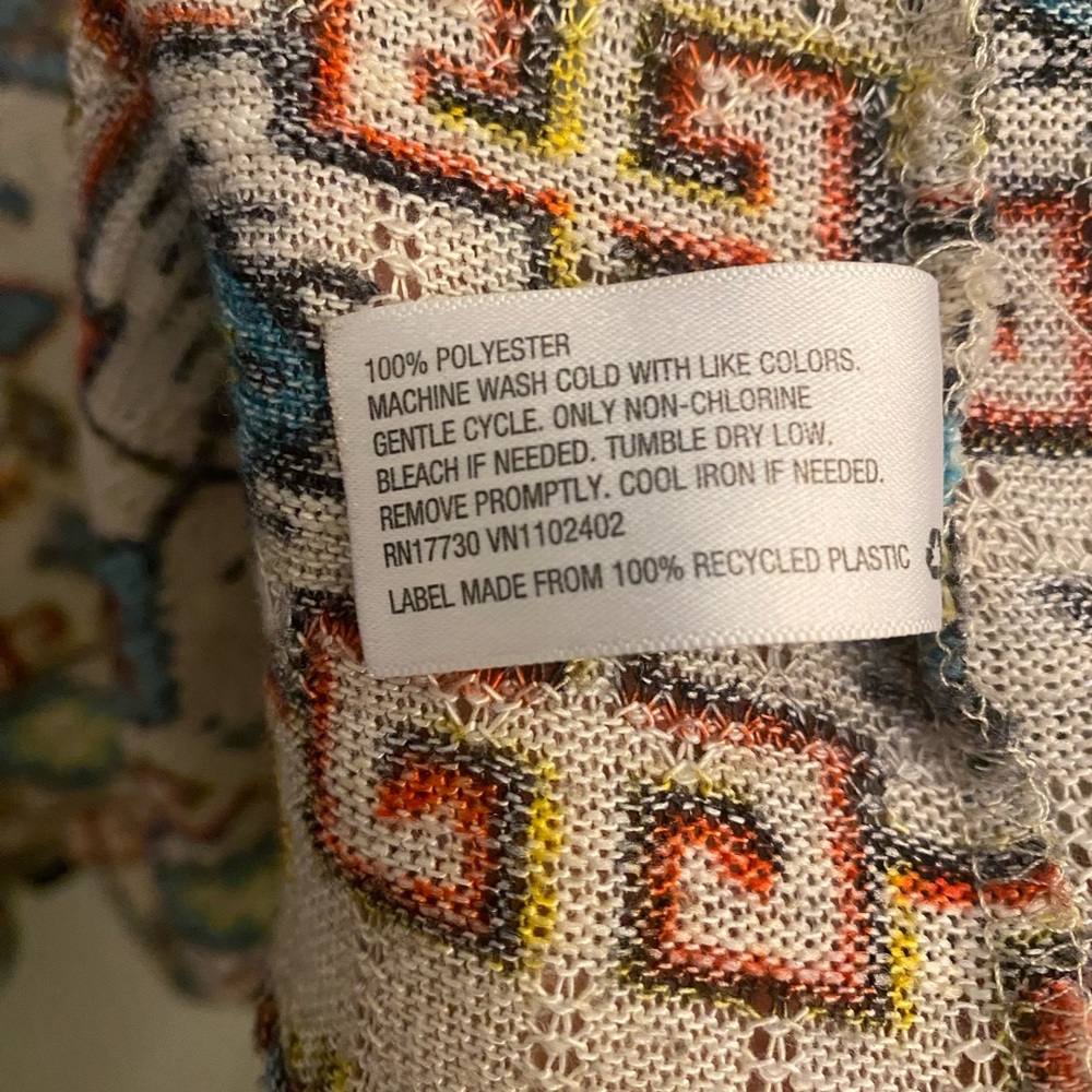 Geometric Patterned Cardigan - Picture 8 of 8